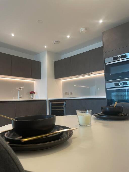 Luxury 2 Bedroom Apartment Manchester City Centre Luaran gambar